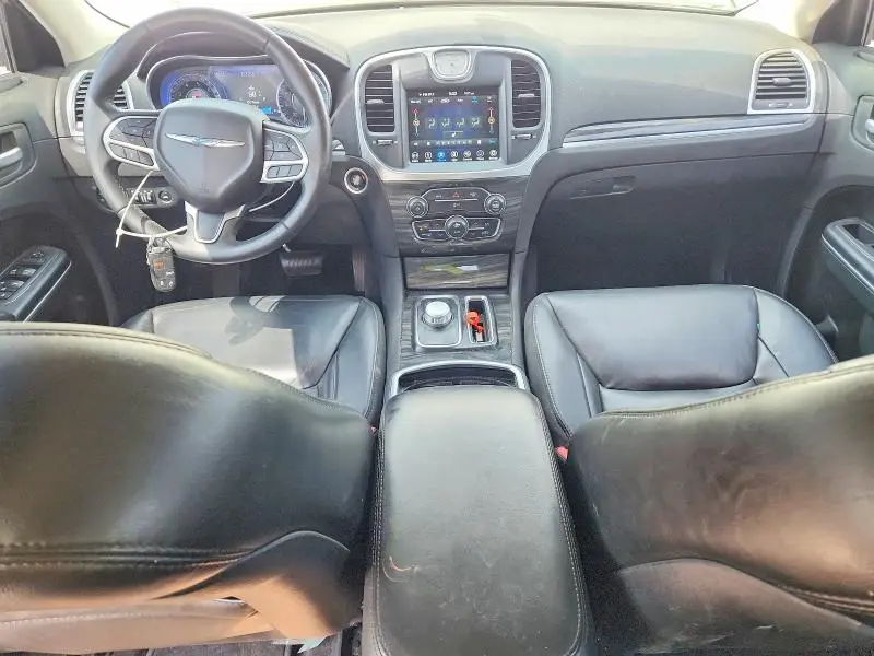 2018 CHRYSLER 300 TOURING  
