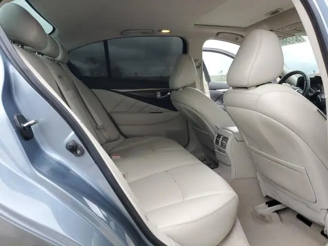 2018 INFINITI Q50 LUXE