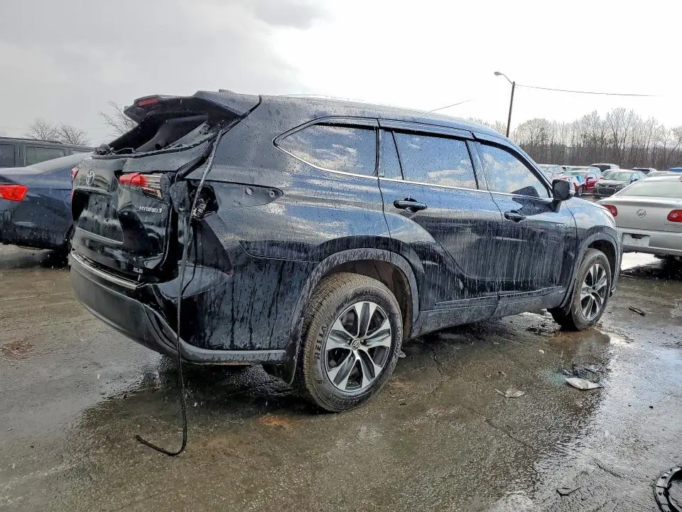 2020 TOYOTA HIGHLANDER HYBRID XLE  