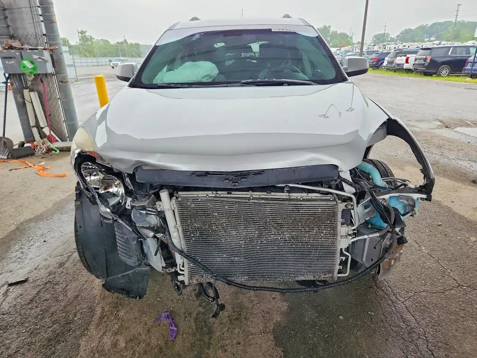 2010 CHEVROLET EQUINOX LT  