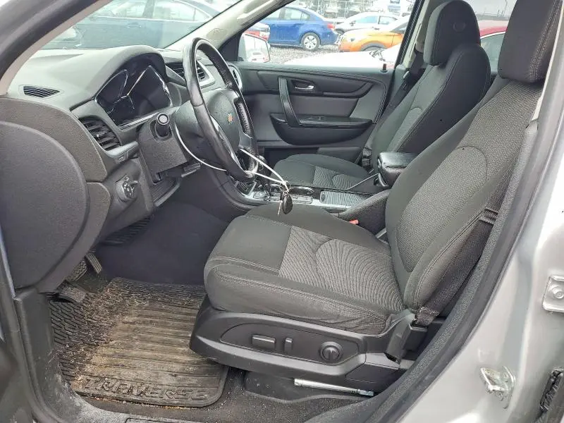 2017 CHEVROLET TRAVERSE LT  