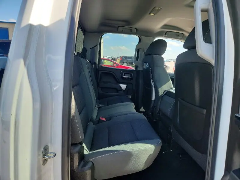 2015 CHEVROLET SILVERADO C1500 LT  