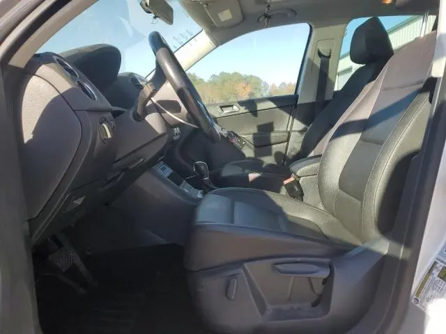 2015 VOLKSWAGEN TIGUAN S  