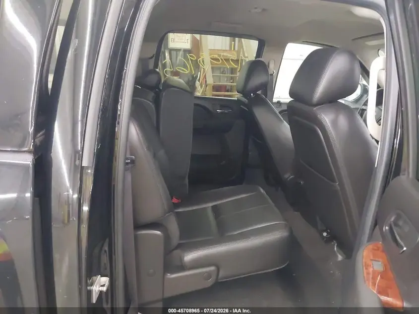 2011 CHEVROLET SILVERADO 1500 LTZ