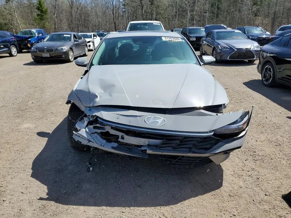 2024 HYUNDAI ELANTRA LIMITED  