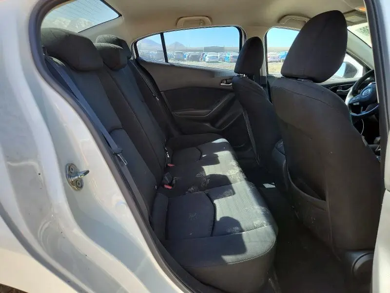 2015 MAZDA 3 SPORT  