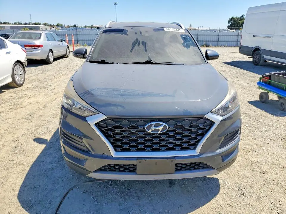 2020 HYUNDAI TUCSON SEL  
