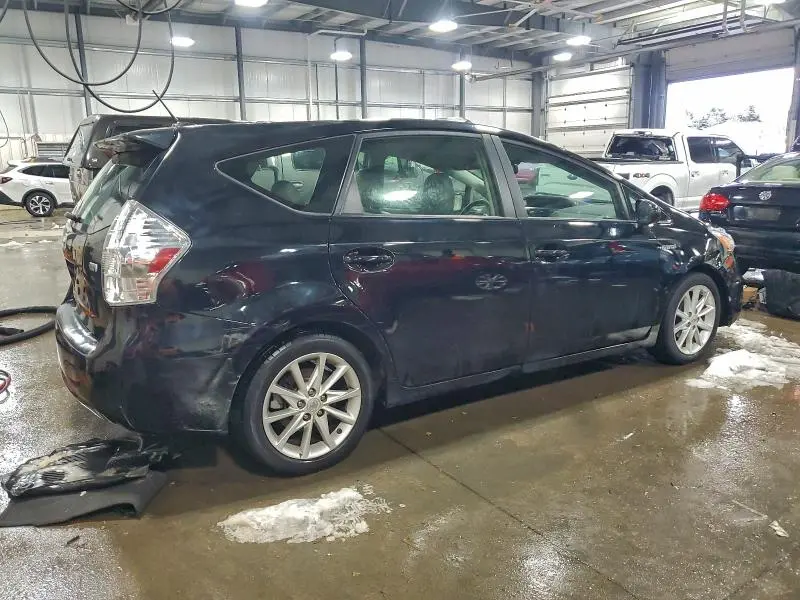 2012 TOYOTA PRIUS V   