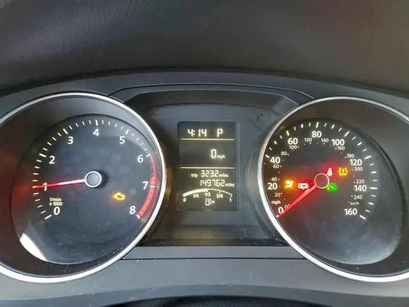 2015 VOLKSWAGEN JETTA BASE  