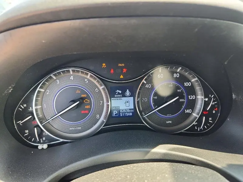 2019 INFINITI QX80 LUXE  