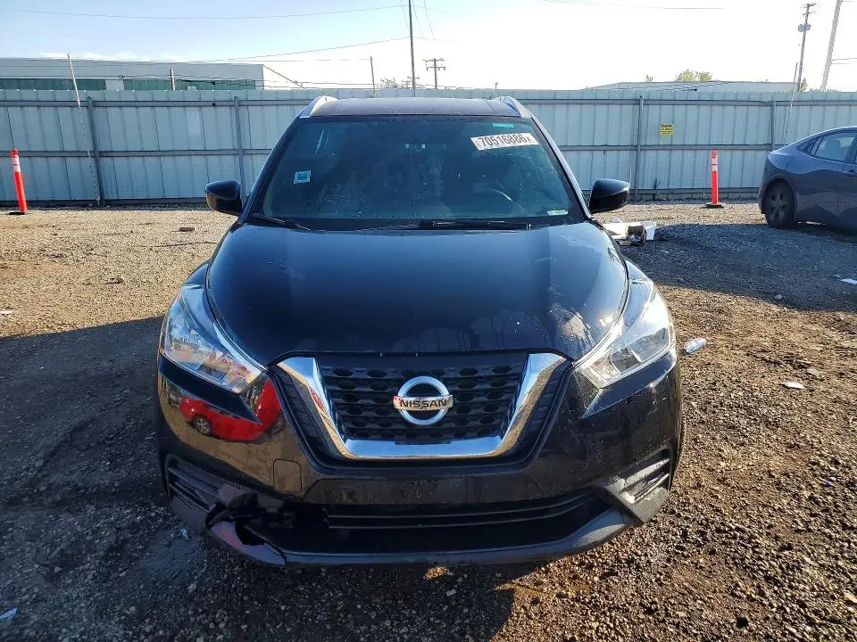 2019 NISSAN KICKS SV  