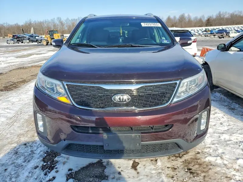 2015 KIA SORENTO LX  
