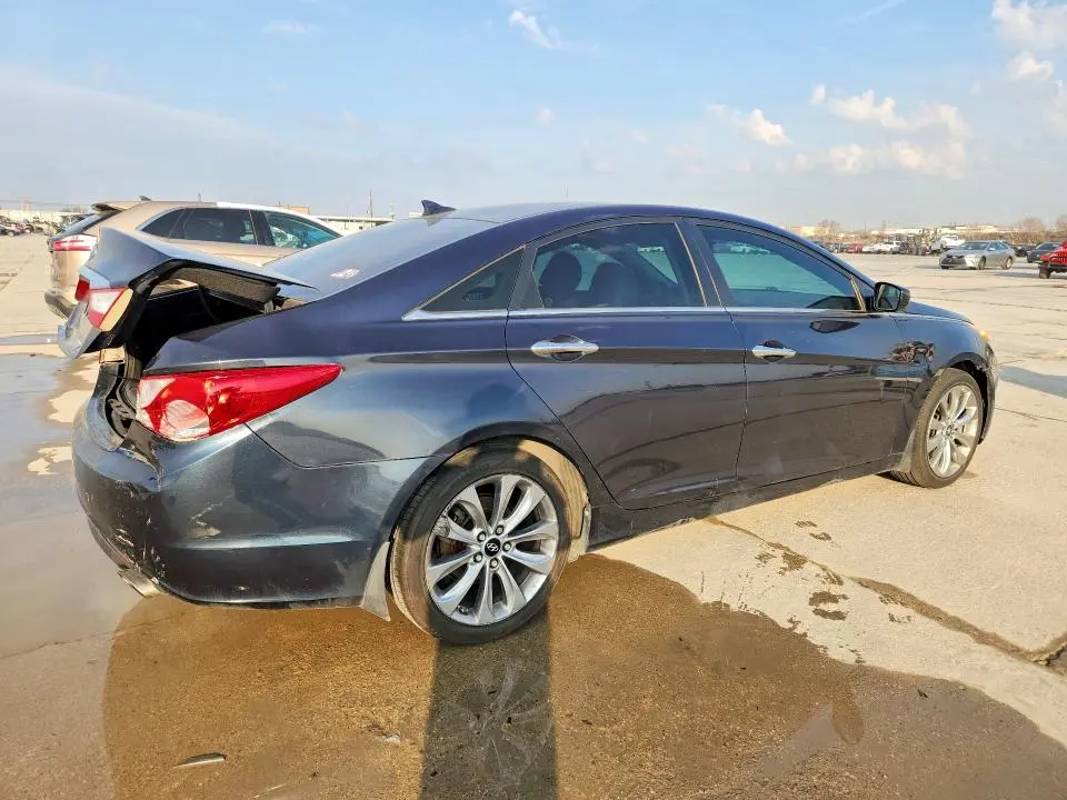 2013 HYUNDAI SONATA SE  