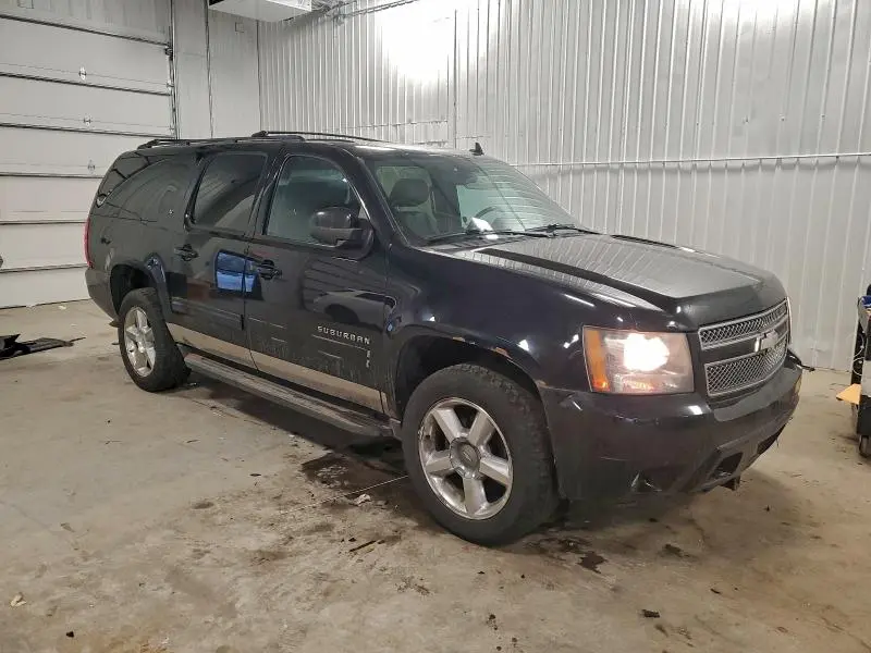 2011 CHEVROLET SUBURBAN K1500 LT  