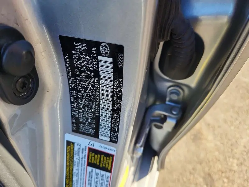 2016 TOYOTA CAMRY SE  