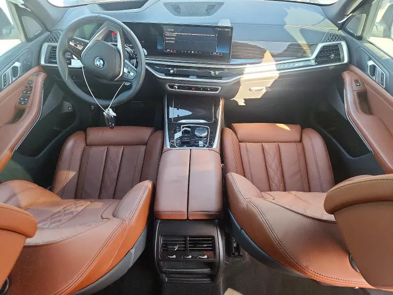 2025 BMW X5 XDRIVE50E  