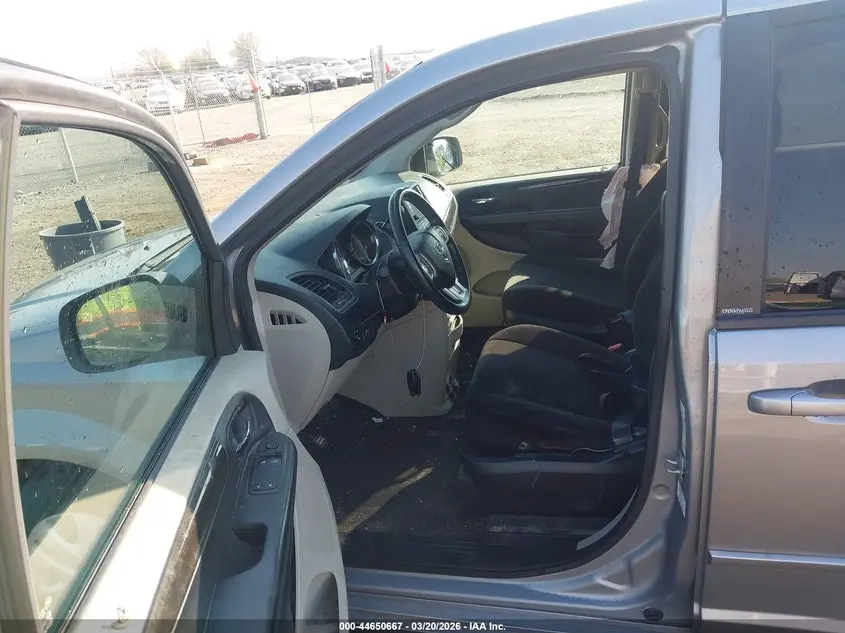 2014 DODGE GRAND CARAVAN SE