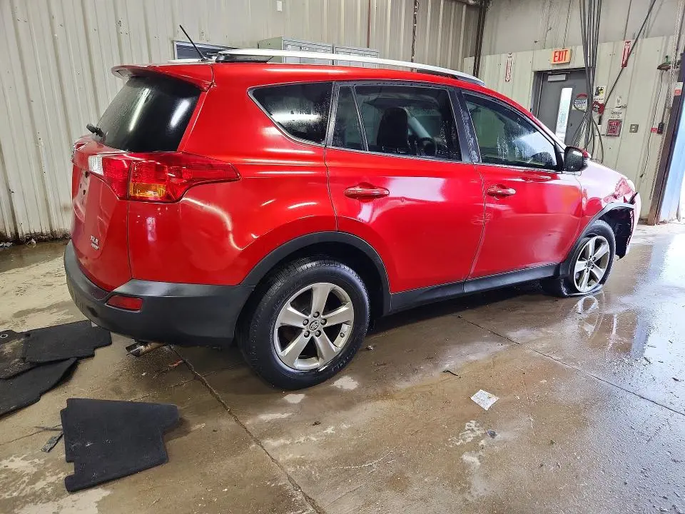 2015 TOYOTA RAV4 XLE  