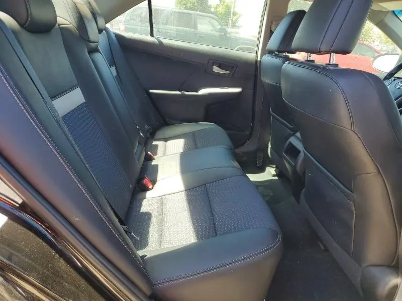 2013 TOYOTA CAMRY SE  
