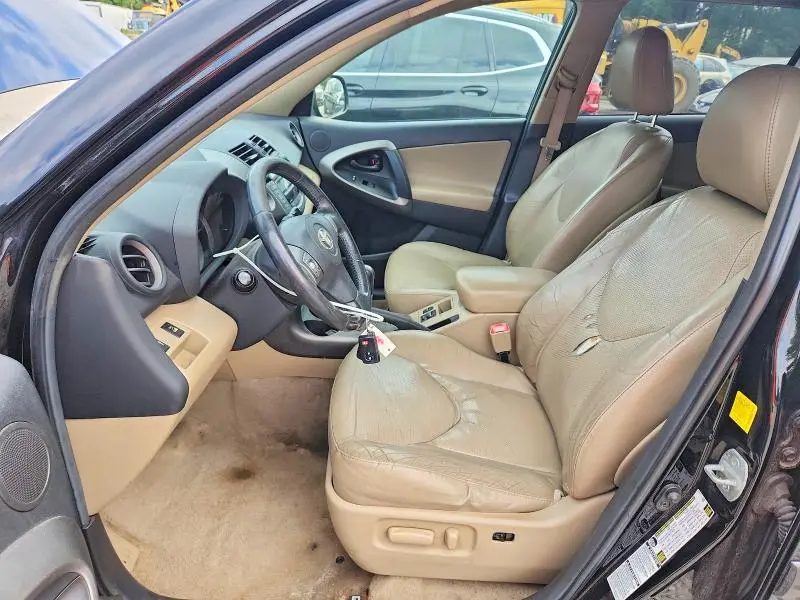 2011 TOYOTA RAV4 LIMITED  