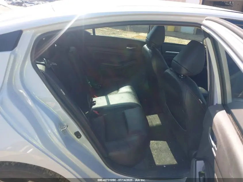 2023 NISSAN ALTIMA SR FWD