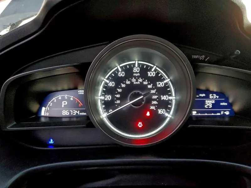 2018 MAZDA 3 TOURING  