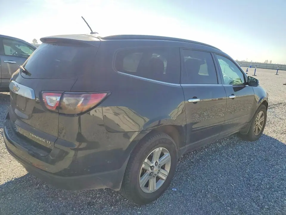 2014 CHEVROLET TRAVERSE LT  