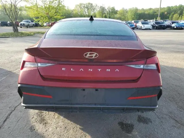2024 HYUNDAI ELANTRA SEL  