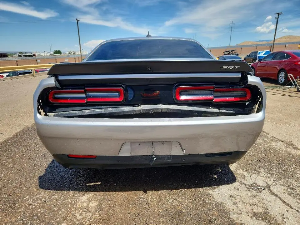 2016 DODGE CHALLENGER SRT HELLCAT  