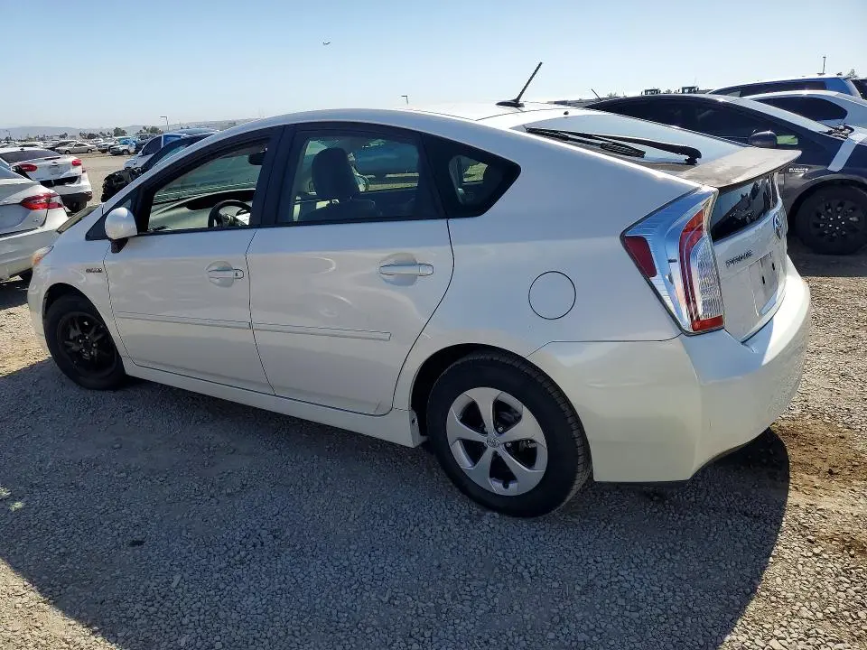 2014 TOYOTA PRIUS FOUR  