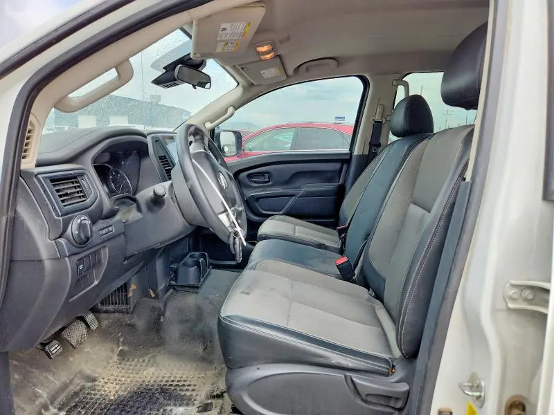 2021 NISSAN TITAN S  
