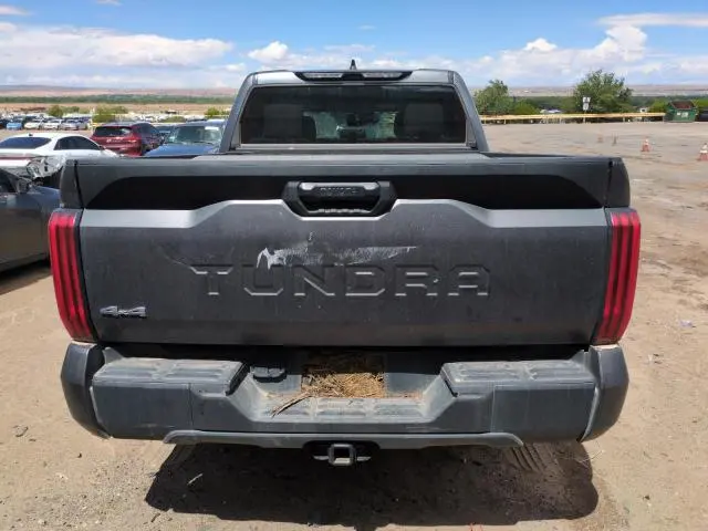 2023 TOYOTA TUNDRA CREWMAX SR  