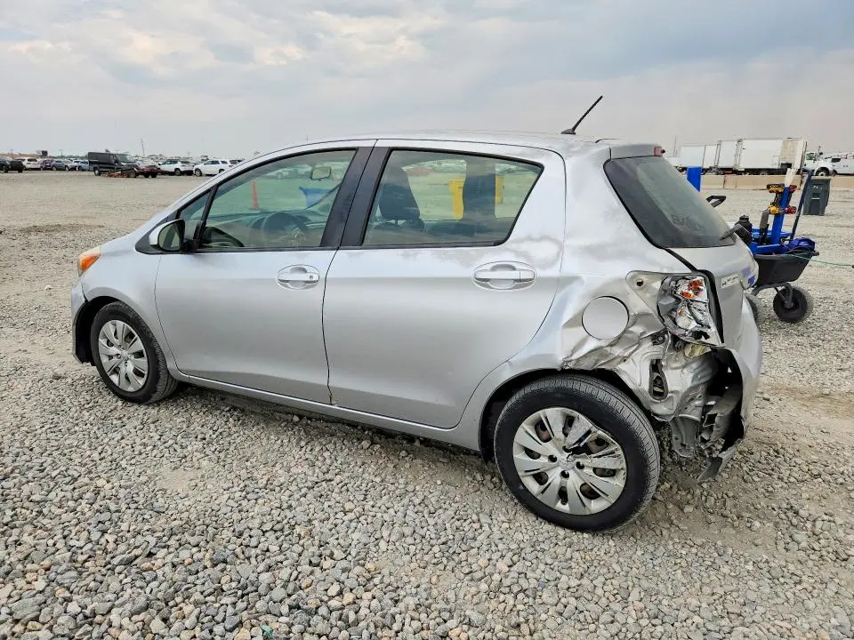 2014 TOYOTA YARIS 5-DOOR L  