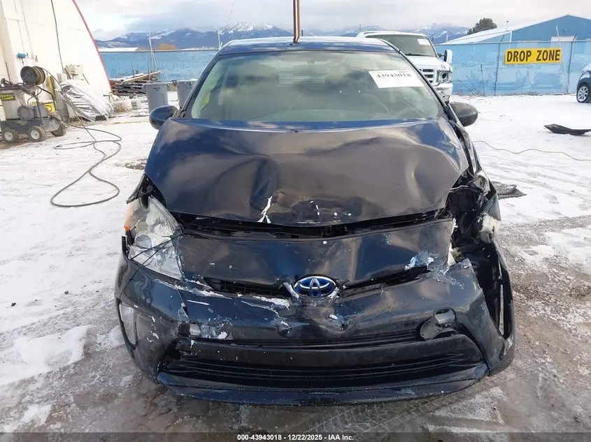 2014 TOYOTA PRIUS THREE