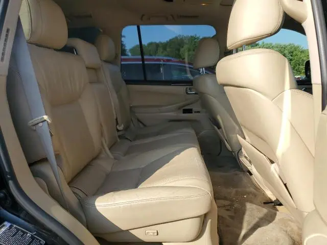2011 LEXUS LX 570  