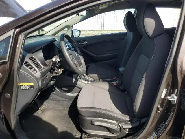 2017 KIA FORTE LX  