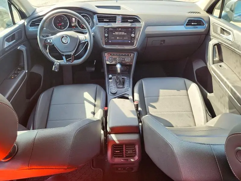 2020 VOLKSWAGEN TIGUAN SE  