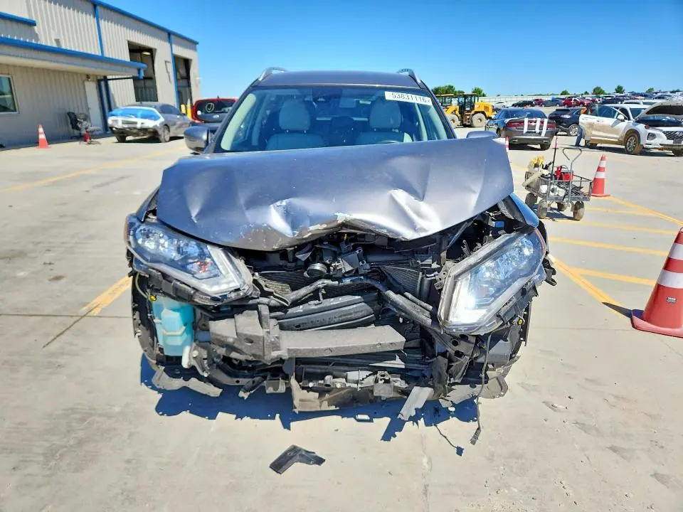 2019 NISSAN ROGUE SV  