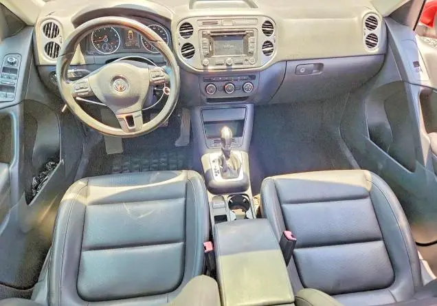 2013 VOLKSWAGEN TIGUAN S  