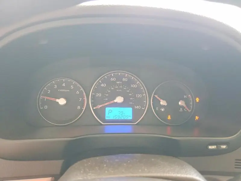 2012 HYUNDAI SANTA FE GLS  