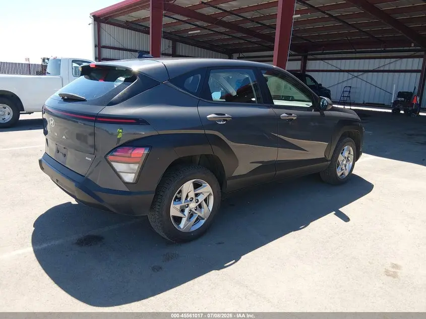 2024 HYUNDAI KONA SE