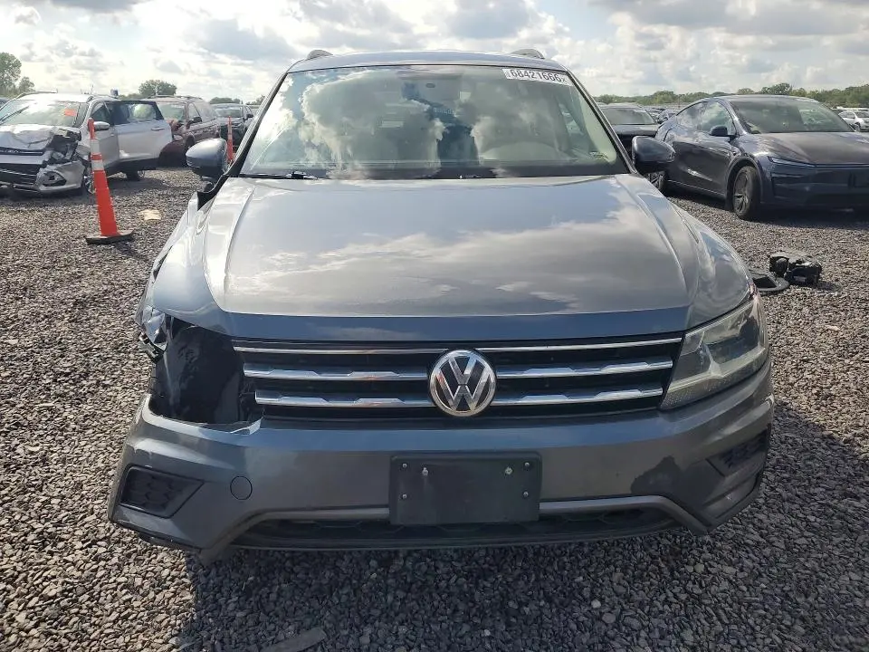 2018 VOLKSWAGEN TIGUAN S  