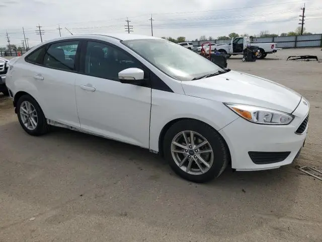 2016 FORD FOCUS SE  