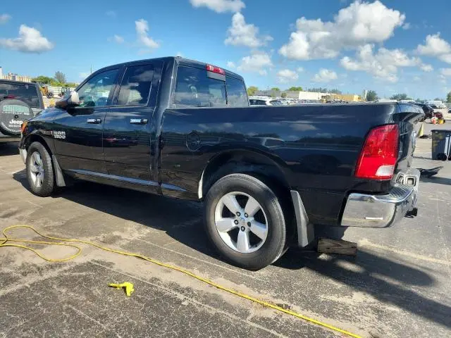 2016 RAM 1500 SLT  