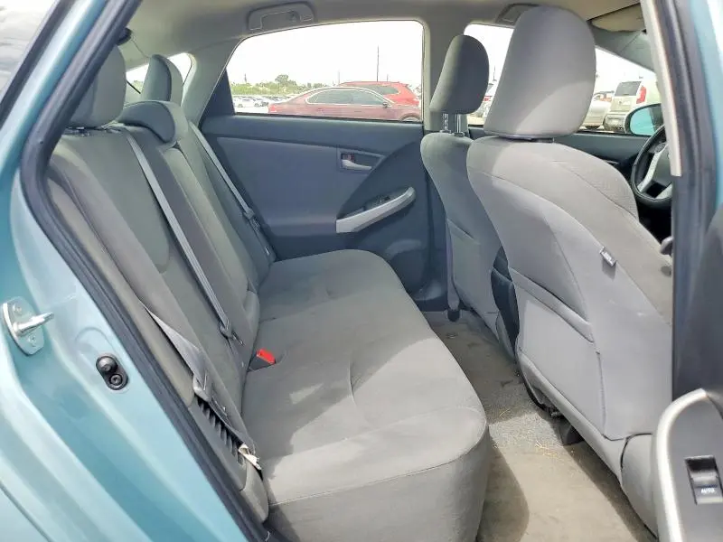 2013 TOYOTA PRIUS THREE  