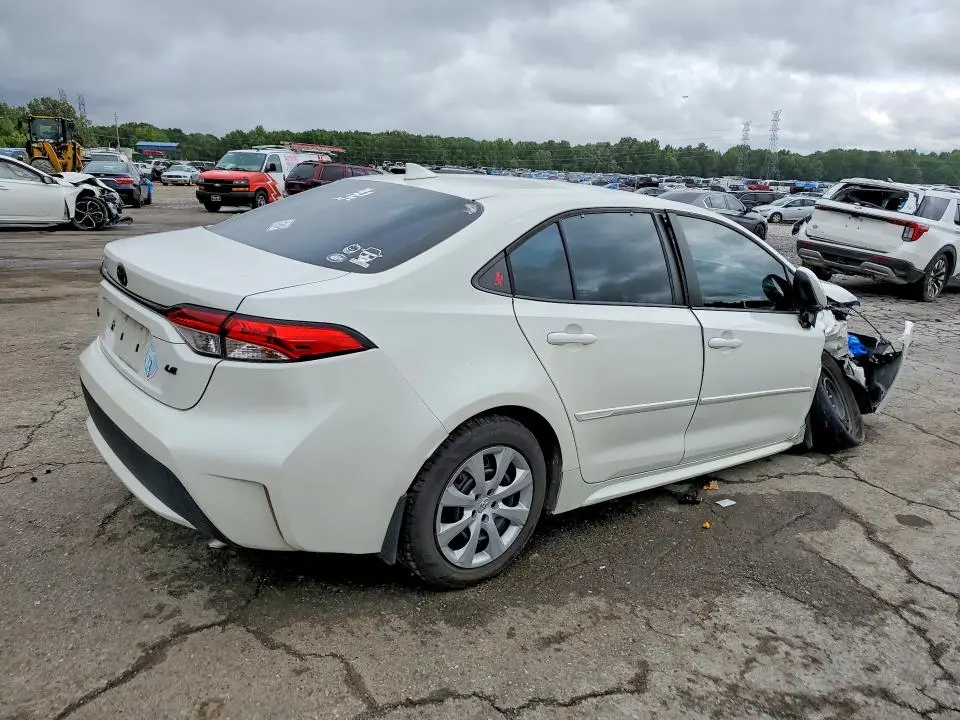 2021 TOYOTA COROLLA LE  