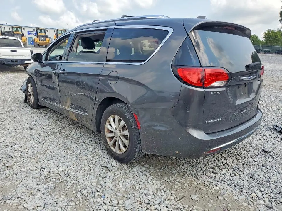 2020 CHRYSLER PACIFICA TOURING L  