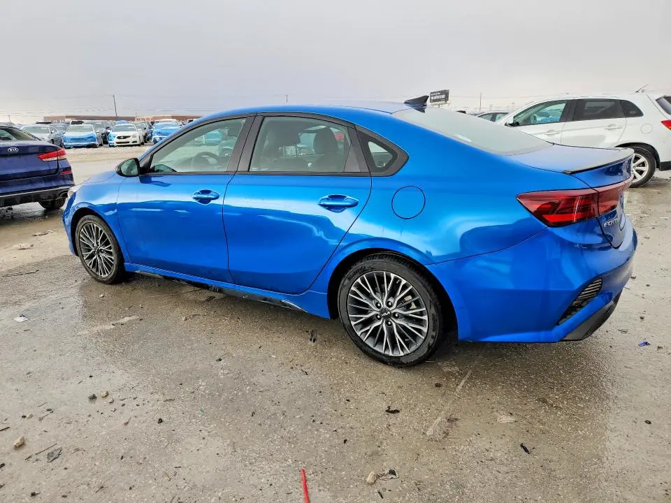 2023 KIA FORTE GT-LINE  