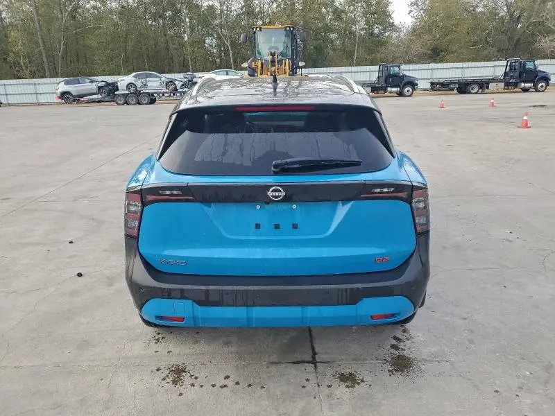 2025 NISSAN KICKS SR  