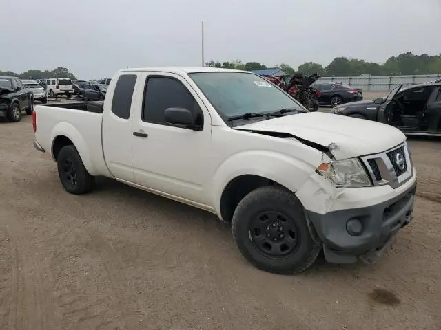 2015 NISSAN FRONTIER S  
